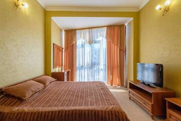 Панорамный полулюкс в Отеле FEODOSIA HOTEL & SPA